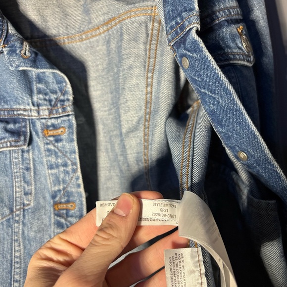 Madewell Classic The Jean Jacket in Medford Wash Women’s Size Small - Picture 4 of 4